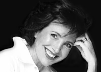 Inés Sájara